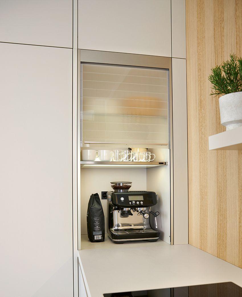 MAT-L097T_Jalousienschrank-2_2025.jpg